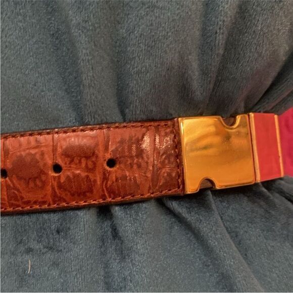Nanny Brown genuine alligator/ gold metal Belt with Gold Buckle, L 30 inch - Picture 3 of 12
